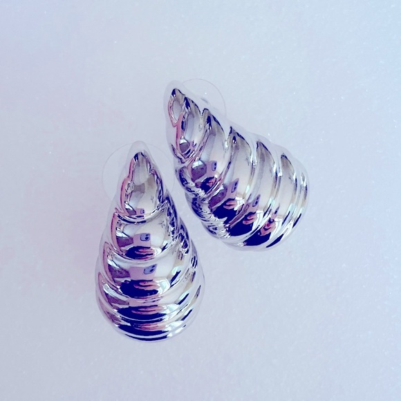 House Of Harlow Silver Tear Drop Earrings - Picture 1 of 7